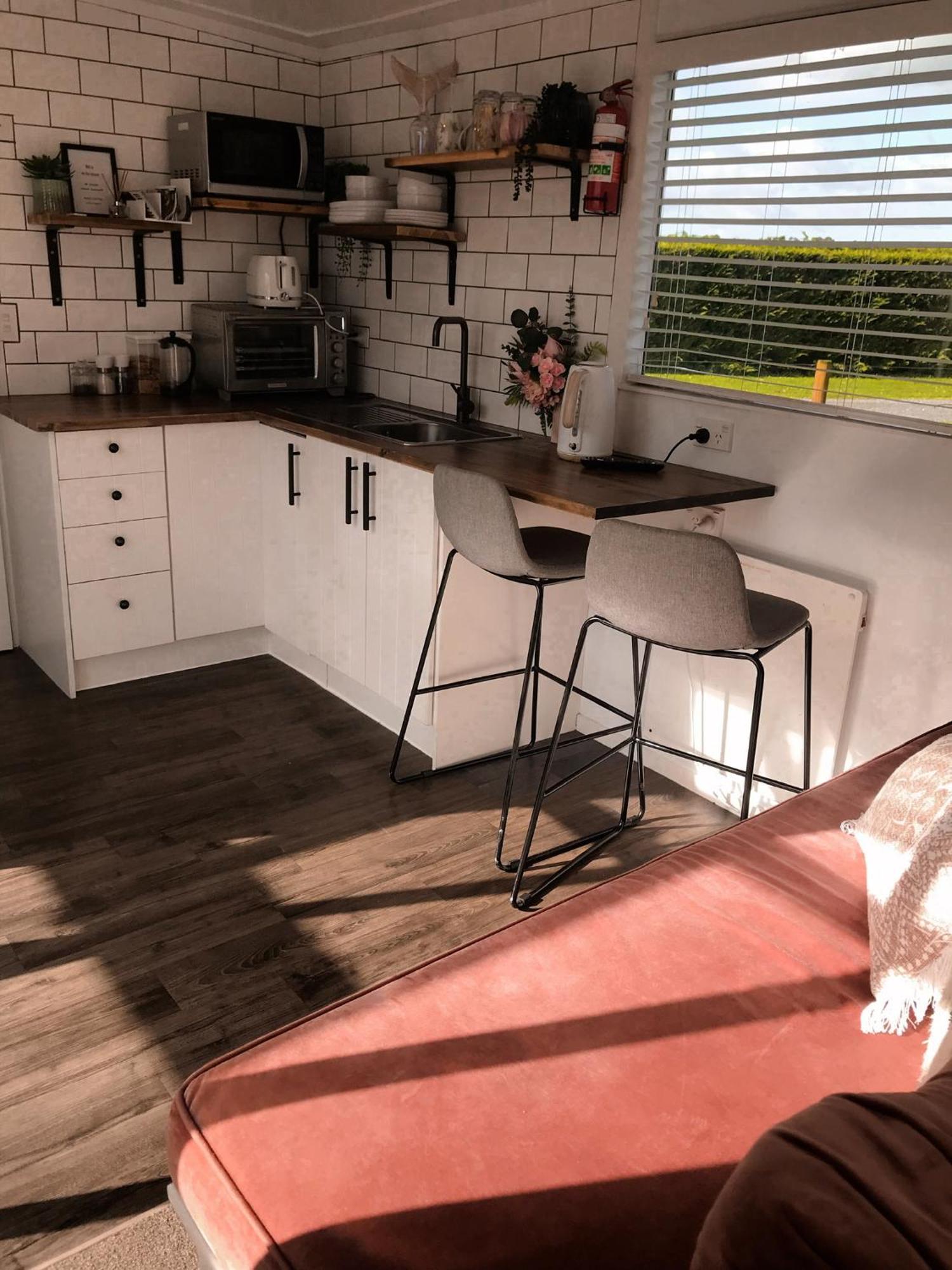 Villa Rustling Oaks Nz Tropical Tiny House Tamahere Esterno foto